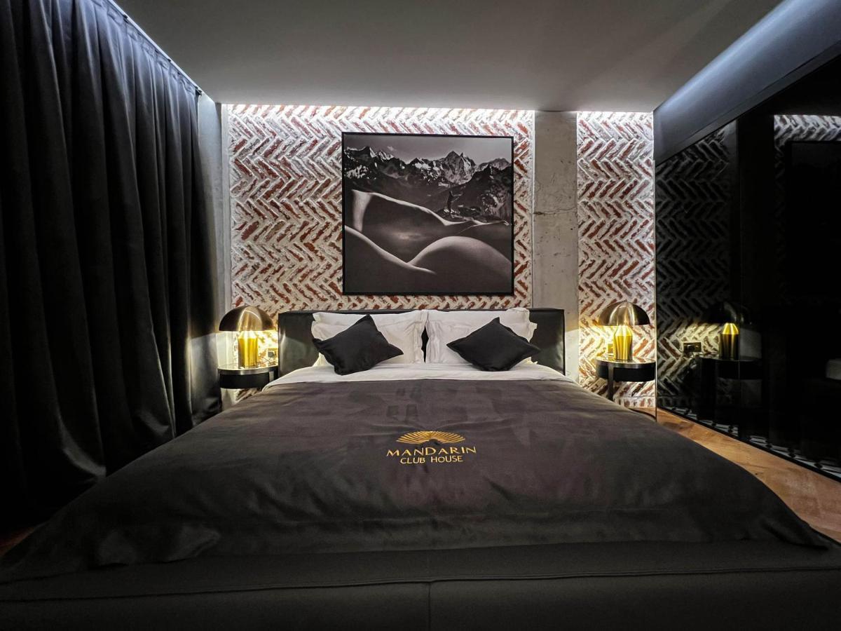 Mandarin Club House Otel Batum Dış mekan fotoğraf