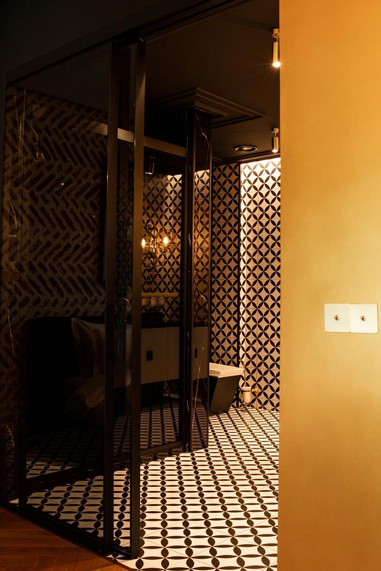 Mandarin Club House Otel Batum Dış mekan fotoğraf